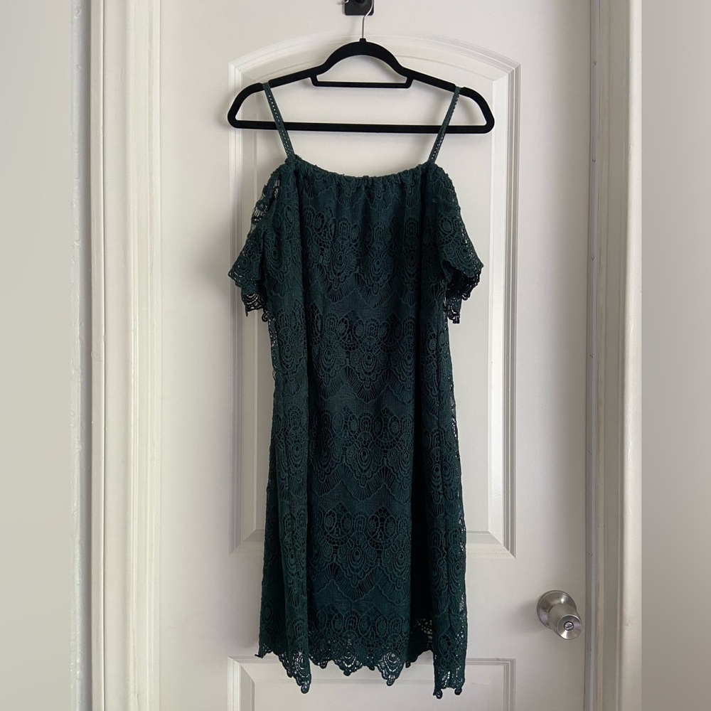 Hope & Harlow Emerald Green Womens Lace Midi Dress